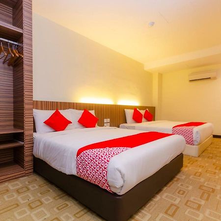 ג'והור בהרו Wf Hotel מראה חיצוני תמונה