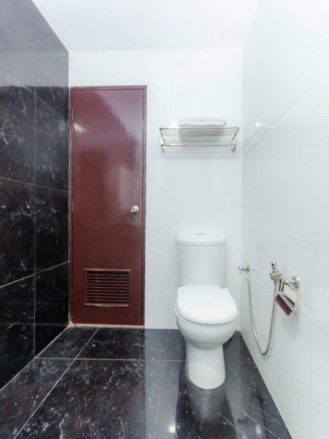 ג'והור בהרו Wf Hotel מראה חיצוני תמונה