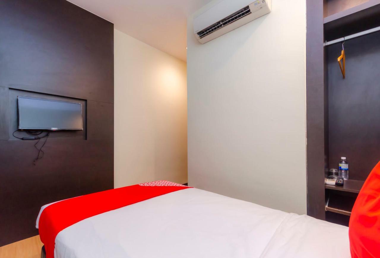 ג'והור בהרו Wf Hotel מראה חיצוני תמונה